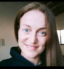 VICKY CORTES: una ciudadana española que se enamoró de Paraguarí y de su  gente. Tanto es así que después de varias visitas decidió mudarse a nuestra  ciudad, montó un pequeño negocio, estudió