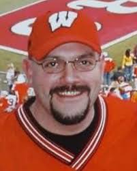 Kari Flaherty's Instagram, Twitter & Facebook