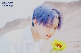 Until we can get more exciting varieties of eumelanin and pheomelanin, you'll just have to stick with blue hair dye. Btob S Hyunsik Is A Blue Haired Prince In Latest Teaser Images For Rendez Vous Allkpop