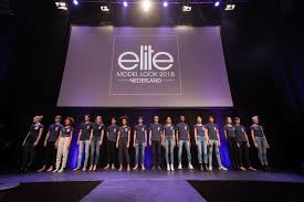 Aujourd'hui on se retrouve dans mon premier vlog celui de mon casting elite model look 2017 à paris le 17 juin. Elite Model Look