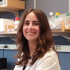 Clara Muñoz Castro (@Claramc19)