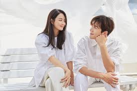 Shin min ah dan kim woo bin diisukan segera menikah tahun 2021. 3lobewkv3sf4dm