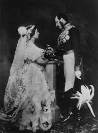 La nunta lor a fost prezent şi împăratul germaniei. British Royal Nunti De La Victoria La Kate Middleton