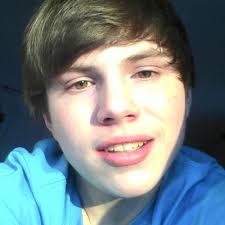 Axel Pierce (@AxelPierce)