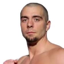 ▷ Triller Fight Club: Triad Combat with Metallica