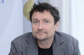 I kto tu rzadzi? (TV Series 2007– )