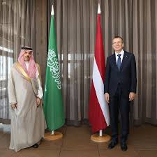 المستشار العلمي بمؤسسة الدرر السنية. Ø³ÙØ§Ø³Ù Ø³ÙÙ Ø§ÙØ£ÙÙØ± ÙÙØµÙ Ø¨Ù ÙØ±Ø­Ø§Ù ÙÙØªÙÙ ÙØ²ÙØ± Ø®Ø§Ø±Ø¬ÙØ© ÙØ§ØªÙÙØ§ ÙÙØ§ÙØ© Ø§ÙØ£ÙØ¨Ø§Ø¡ Ø§ÙØ³Ø¹ÙØ¯ÙØ©