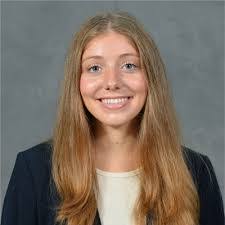 Evelyn Padin's Instagram, Twitter & Facebook