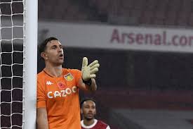 Damián emiliano martínez romero is an argentine professional footballer who plays as a goalkeeper for premier league club aston villa and the argentina national team.4. Move From Arsenal To Aston Villa Was A Step Up Emiliano Martinez