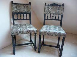 Check spelling or type a new query. Chaise Henri Ii Relookee Avec Une Couverture Peau De Python Meubles Et Rangements Par Caroline Courroy Mobilier De Salon Relooking Meuble Chaise
