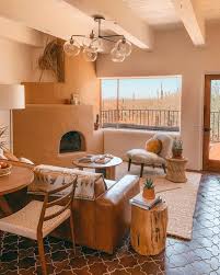 This Tucson Inn Offers Extra Instagrammable Desert Decor Hunker In 2020 Desert Decor Decor Home Decor