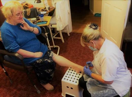 Gentle nail spa manicure session at a DA6 studio