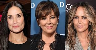 When we step over a certain age, we start to wonder how to remain youthful without sacrificing the gracious and respectable look. The 7 Best Hairstyles For Women Over 50
