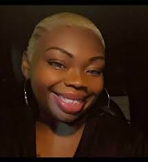 Shannon Chin's Instagram, Twitter & Facebook