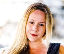 Julie Work's Instagram, Twitter & Facebook