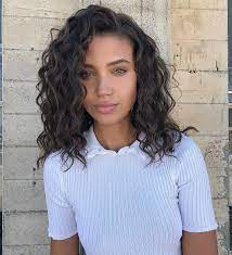 Whether You Want Trendy Blunt And Polished Textured With Bangs An A Line Shape Or Feathered Layers We Lob Haircut Hair Styles Curly Hair Styles Naturally