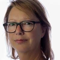 Anne Bart's Instagram, Twitter & Facebook