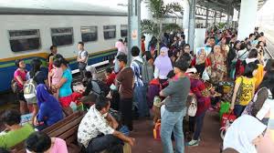 Maybe you would like to learn more about one of these? Lakukan 7 Hal Ini Biar Kamu Nggak Mati Gaya Saat Mudik Dengan Kereta Api