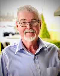 Today my Dad officially RETIRED from Advance Auto!!! For over 30 years  Advance has been a large part of his life and he's enjoyed every moment!  Not once have I heard my