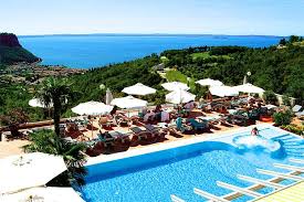 Residence Madrigale Costermano Lake Garda Gardalake Com Lake Garda Garda Residences