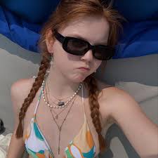 On August 15th, my loving Nana Lee passed away. She was surrounded by  loving family and went peacefully after a last glass of red wine (her  favorite which she asked for endlessly).