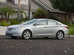 Edmunds has a detailed expert review of the 2012 hyundai sonata hybrid base sedan. 2012 Hyundai Sonata Specs And Prices