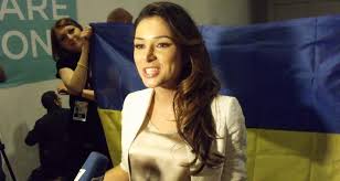 Злата леонідівна огнєвіч, имя при рождении — инна леонидовна бордюг, род. Zlata Ognevich V Kruzhevnom Bele Pohvastalas Figuroj Foto Dnepr Chas