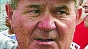 Greg Hansen : Baseball coach has his cake; with 500th win, he can eat it,  too