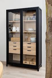 De Perfecte Vitrinekast Voor Een Luxe Interieur Muebles Muebles Multifuncionales Coleccion De Muebles