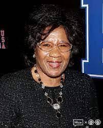 Deloris Stern's Instagram, Twitter & Facebook