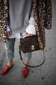 Louis Vuitton Pochette Metis Vs Coach Cassie Which One To Get Fifthavenuegirl Com