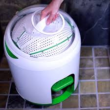 Black And Decker Portable Washing Machine Canada This Tiny Washing Machine Needs No Electricity Portable Washing Machine Power Wash Machine Drumi Washing Machine