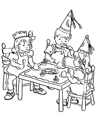 Ruby knows different styles for beautifully wrapping presents. Kids Gather On Table At Birthday Party Coloring Pages Netart Birthday Coloring Pages Happy Birthday Coloring Pages Coloring Pages