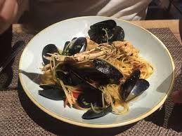 תמונה של ‪i 2 truogoli‬, ג'נובה: Gallinella Al Forno Con Patate Foto Di Osteria La Caletta Tellaro Tripadvisor
