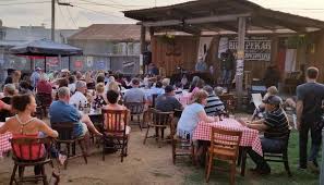 Pizza, Beer, and a Dose of Gonzales History