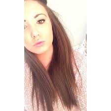 Danielle Denton's Instagram, Twitter & Facebook