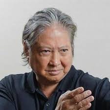 Lau Kar Wing vs David Chiang Shaolin Mantis (1978) aka The Deadly Mantis  Directed By: Lau Kar Leung Notable Actors: David Chiang, Lau Kar Wing, Lily  Li, Gordon Liu, Norman Chui Siu