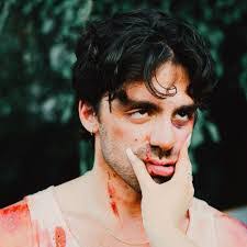 Nathan Sands's Instagram, Twitter & Facebook