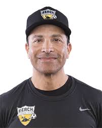 Pat Rossi's Instagram, Twitter & Facebook