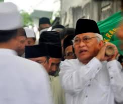 Sementara engkau tidak perlu menyiksanya. Doa Takziah