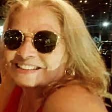 CANTORA FERNANDA BRUM EXPLICA SOBRE CACHÊ QUE COBRA PARA CANTAR DE IGREJAS.