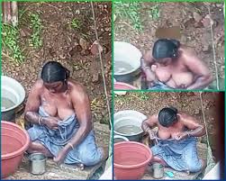 Neighbour Aunt Bathing openly captured full nude - ThisVid.com