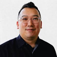 Video editing technique for jolt effect between cuts