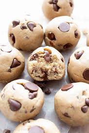 5 Ingredient Chocolate Chip Cookie Dough Bites Recipe V Gf A Quick N Easy Recipe For Healthy Vegan Cookies Chocolate Chip Cookie Dough Bites Vegan Cookies