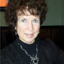 Amelia Clemmons's Instagram, Twitter & Facebook