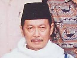 Gus nur syamsun duel sama dukun sakti mandra guna подробнее. Biografi Kh M Hasyim Latief Profil Ulama Laduni Id