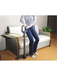 Ausilio utile per sollevarsi e sedersi dal letto, sia singolo che matrimoniale (grazie all'utilizzo della cintura di montaggio). Supporto Per Alzarsi Con Vassoio