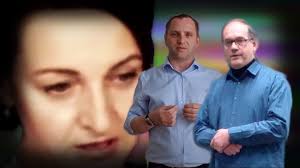 Sukienka z fastrygą źle leży