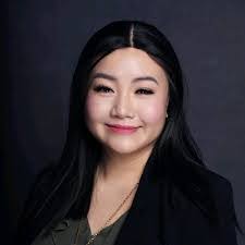 Tamara Rowley's Instagram, Twitter & Facebook