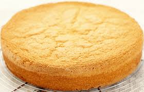 La Genoise Est Un Biscuit A Pate Battue Entrant Dans La Composition De Nombreuses Patisseries Classiquement Recette Facile Recette Gateau Genoise Alimentation